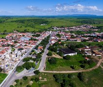 Prefeita de Jacaré dos Homens anuncia reajuste salarial na Educação