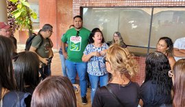 Sem acordo, professores contratados entrarão na Justiça para pagamento de salários