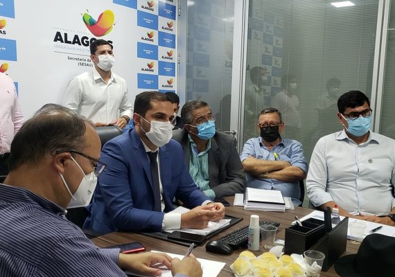 Fluxo de pacientes com câncer em Maceió é discutido em reunião