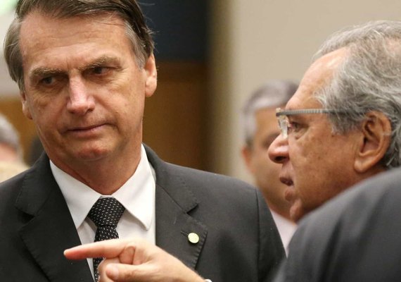 Bolsonaro afirma que reforma administrativa será suave